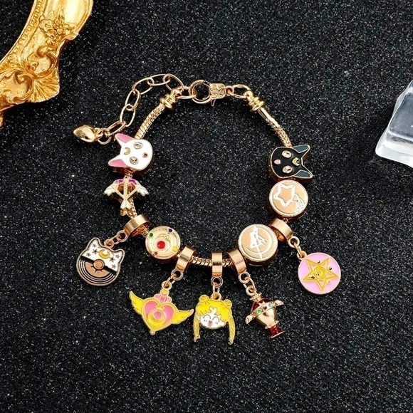 Sailor Moon Jewelry - Gold Plated Sailor Moon Themed Bracelet